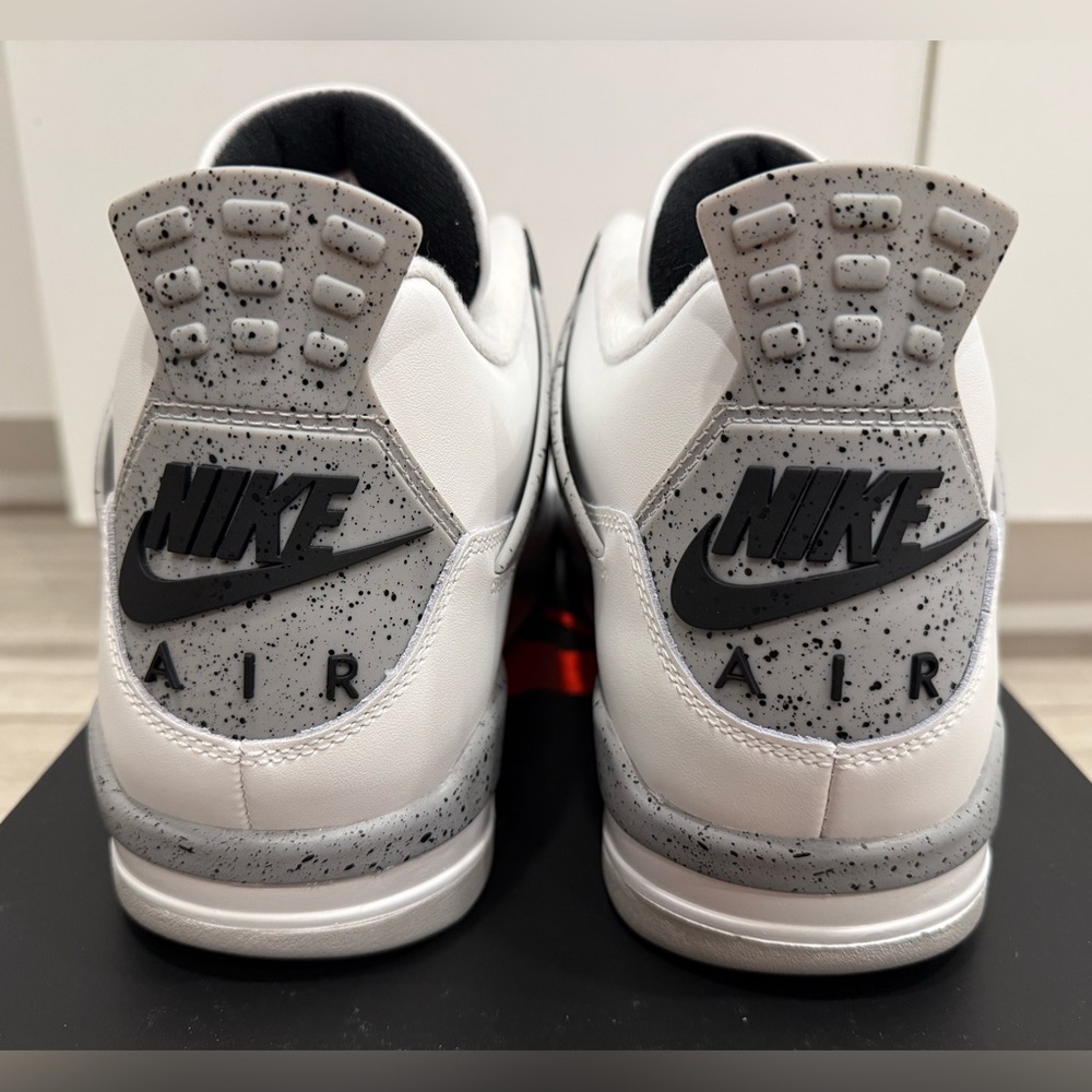 Air Jordan 4 Retro OG White Cement FV5029-100 Summit Fire Red Tech Grey Black 12 - Picture 7 of 12